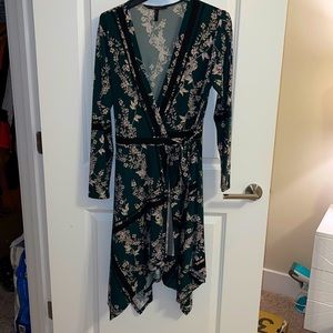 Large BCBG Max Axria Green floral wrap dress